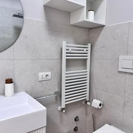 Luxury Metro Cornelia Apartament Rzym