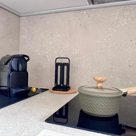 Luxury Metro Cornelia Apartment Rom