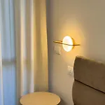 Luxury Metro Cornelia Appartement *